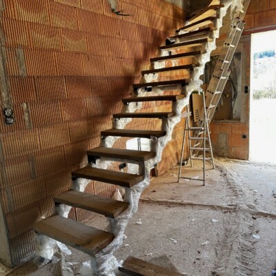 Produktfoto: Bautreppen innen & außen 24