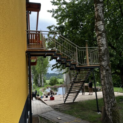 Produktfoto: Zweiholmtreppe mit zwei Zwischenpodesten 10