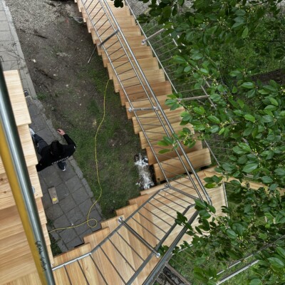 Produktfoto: Zweiholmtreppe mit zwei Zwischenpodesten 10
